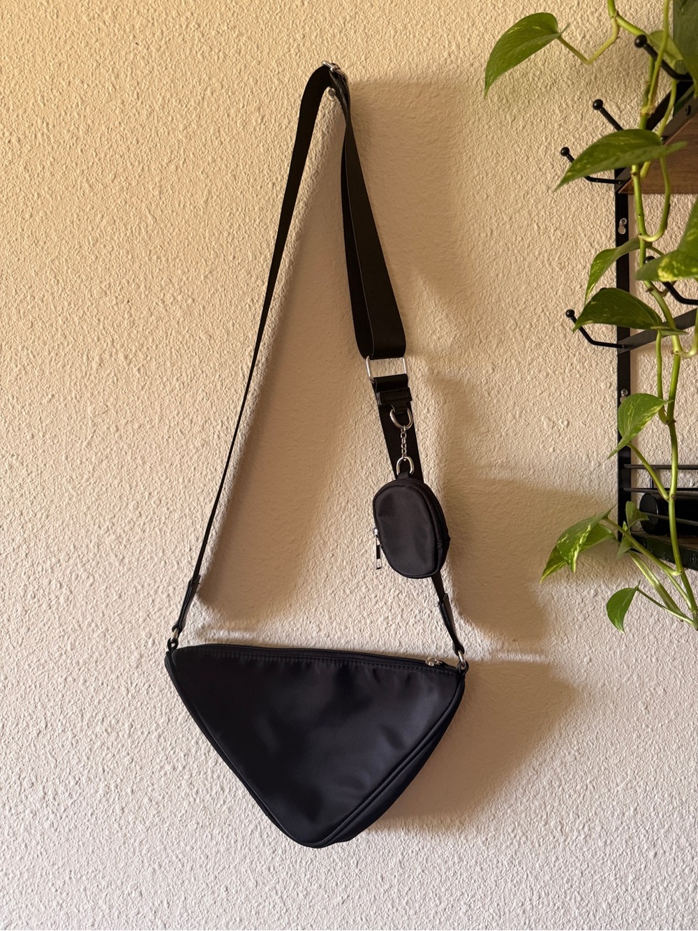Forever 21 Black Triangle Sling Bag with Detachable Coin Pouch